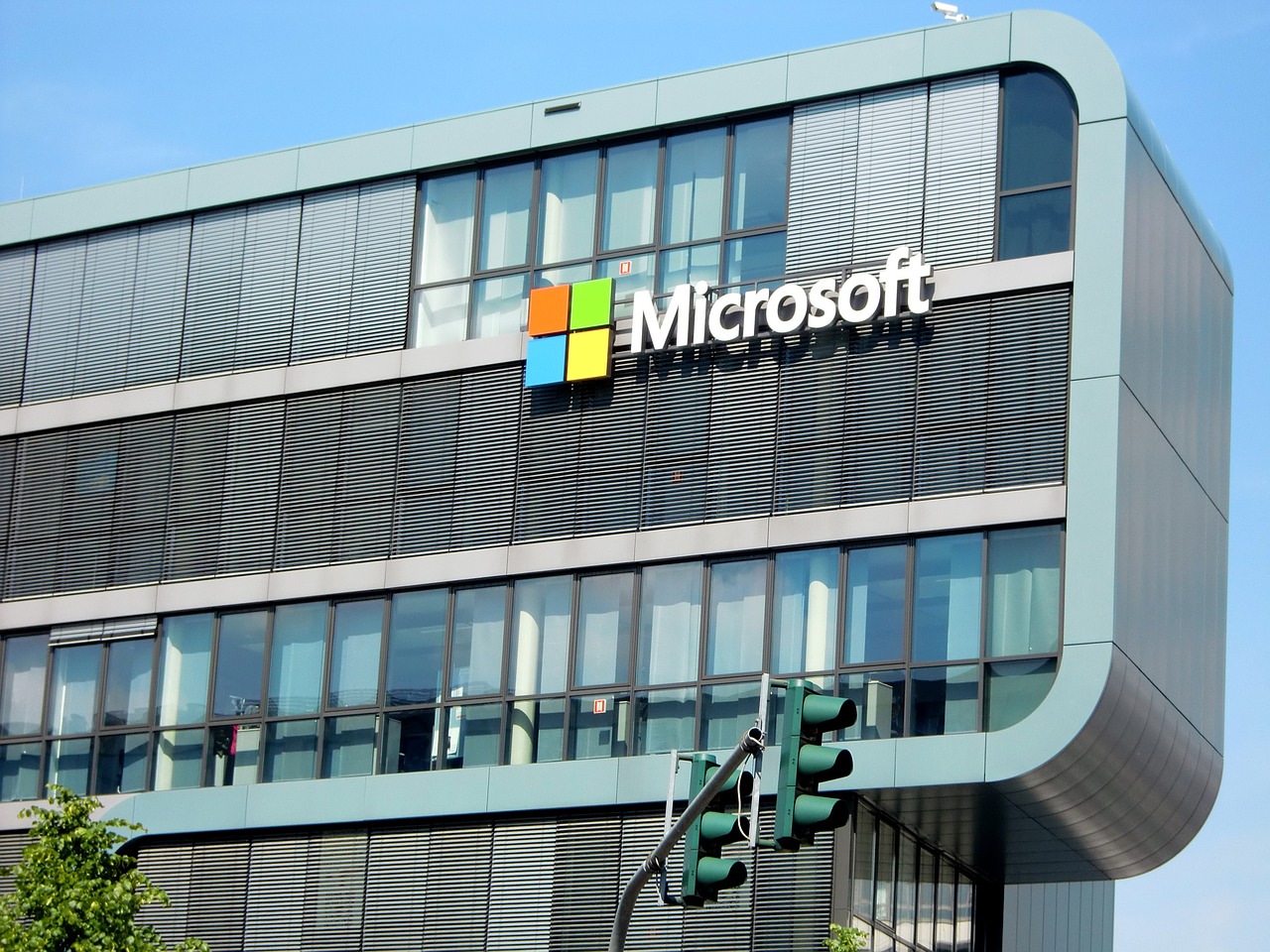 Microsoft Aims to Streamline Bing